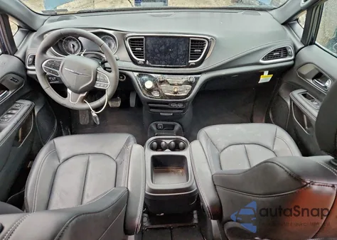 2025 Chrysler Pacifica Select z USA, uszkodzony, nr VIN 2C4RC1BG0SR571415